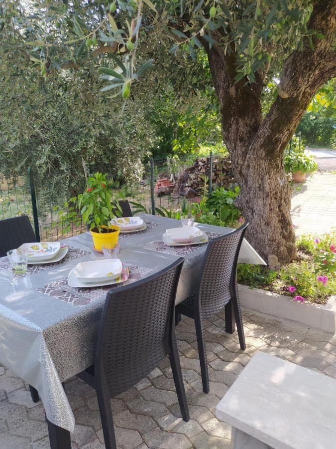 Apartmán Casa Degli Ulivi Con Parcheggio Privato Muro Lucano Exteriér fotografie